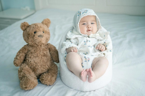 沁阳宝宝睡觉张着嘴巴